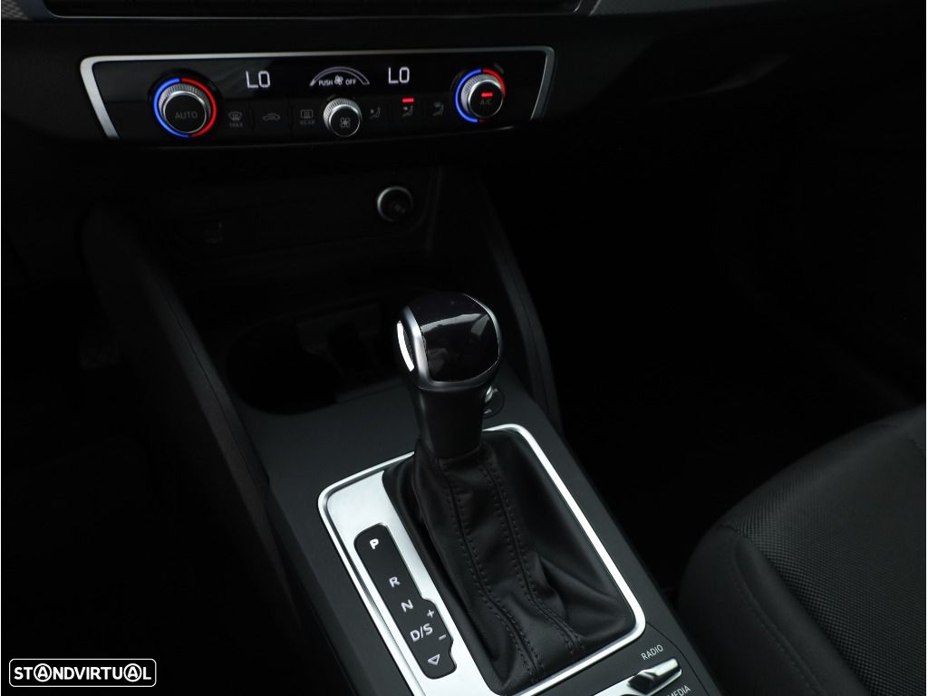 Audi Q2 35 TFSI Advanced S tronic - 17