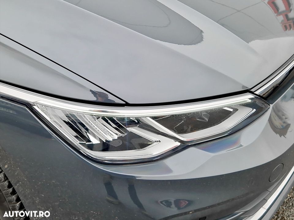 Volkswagen Golf 1.5 eTSI ACT DSG MHEV Life - 23