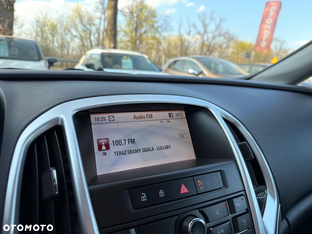 Opel Astra 1.4 Turbo Edition - 35