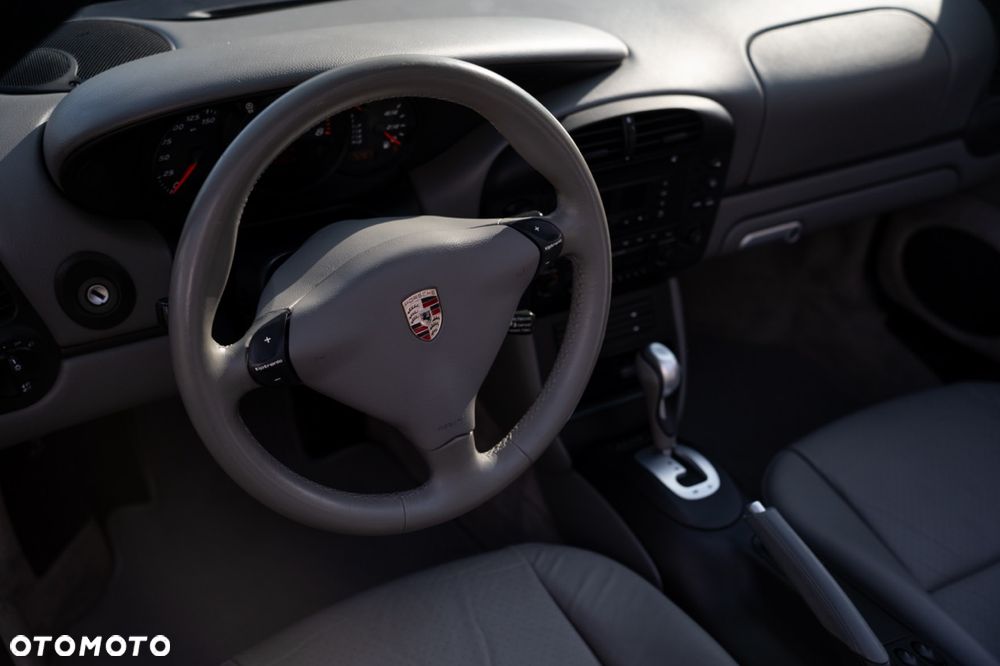 Porsche Boxster - 15