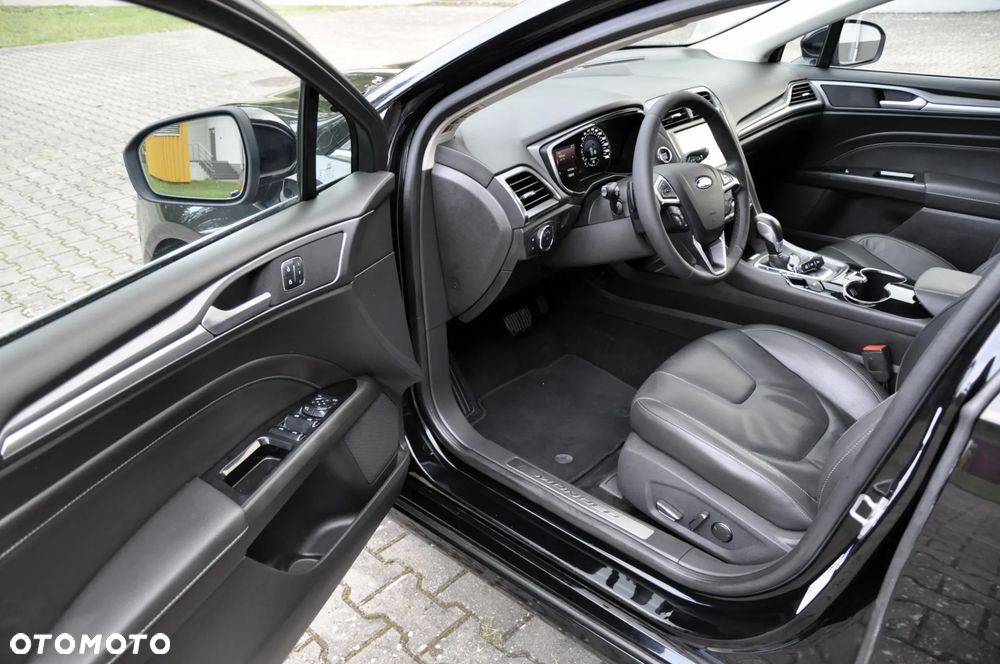 Ford Mondeo 2.0 TDCi Titanium PowerShift - 16