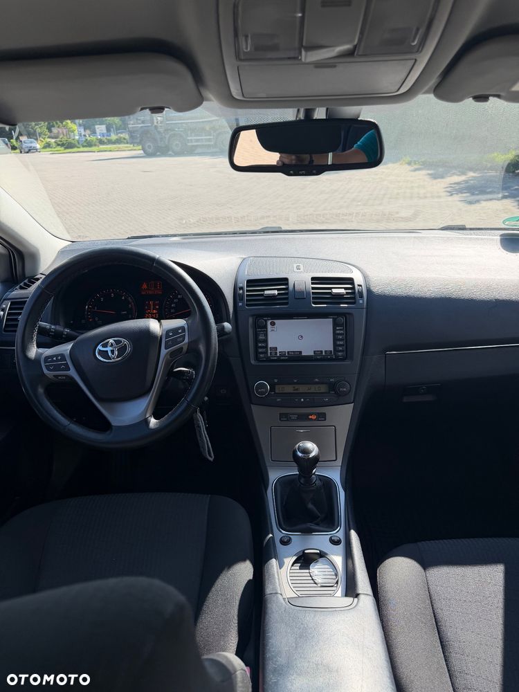 Toyota Avensis 2.0 D-4D Edition - 14