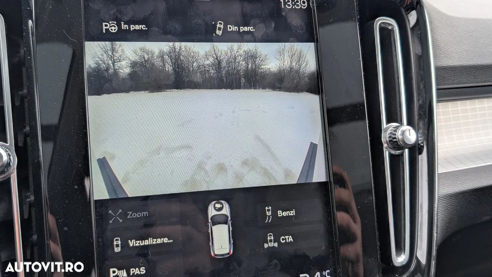 Volvo XC 40 T5 AWD Momentum Pro - 34