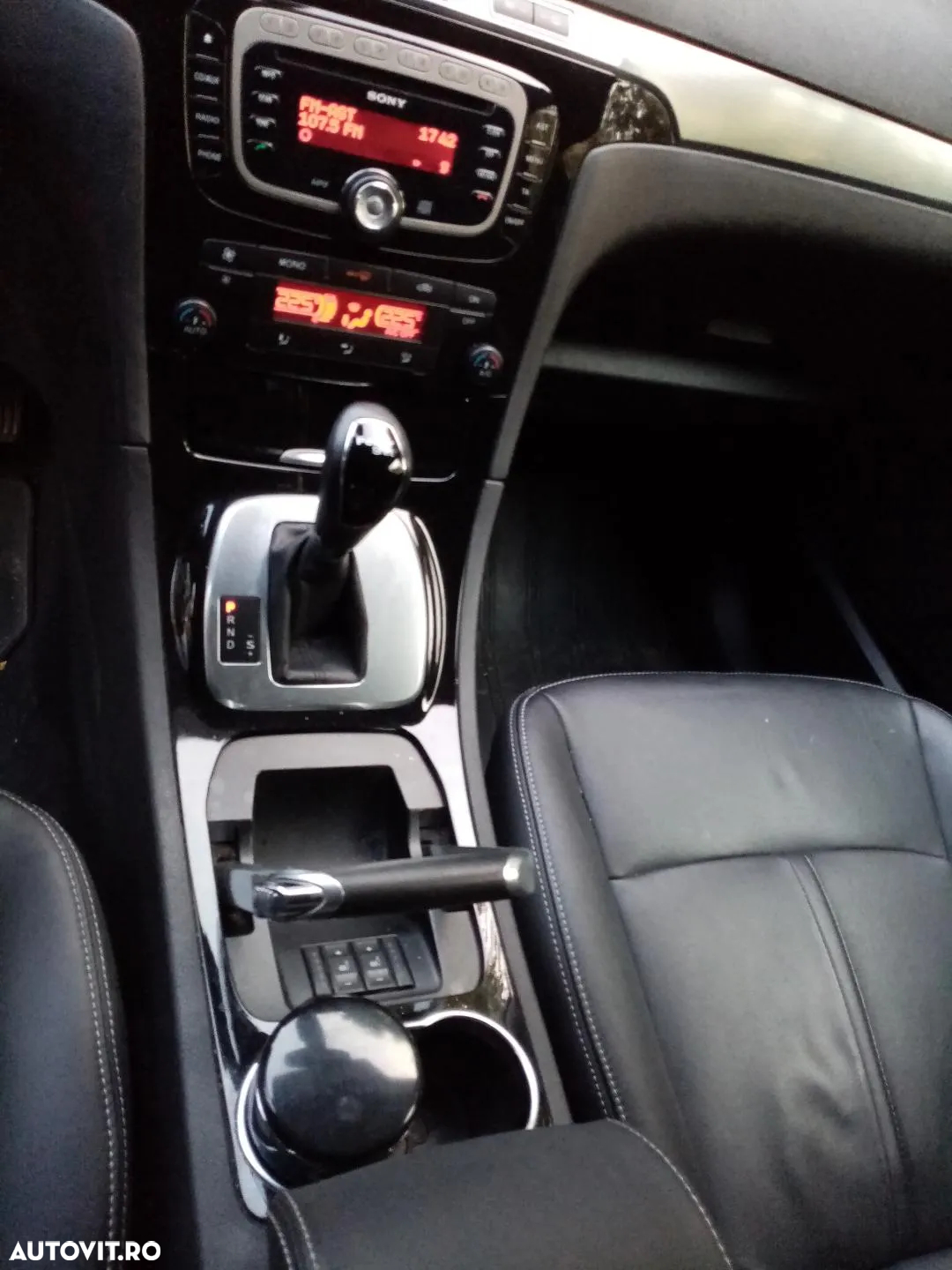 Ford S-Max 2.0 TDCi Powershift Titanium - 7