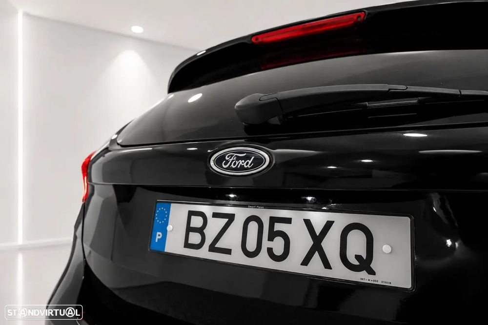 Ford Focus 2.0 EcoBoost ST c/ Pack Pele Desportiva - 15