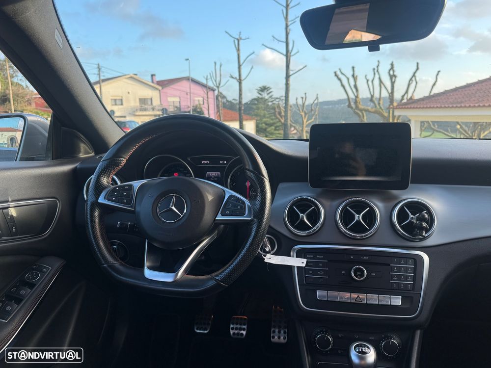 Mercedes-Benz CLA 180 d Shooting Brake AMG Line - 21