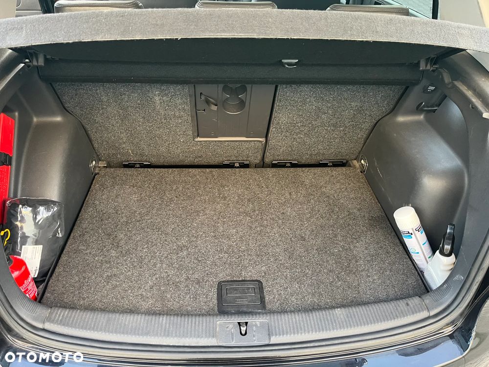 Volkswagen Golf Plus 1.6 Sportline - 16