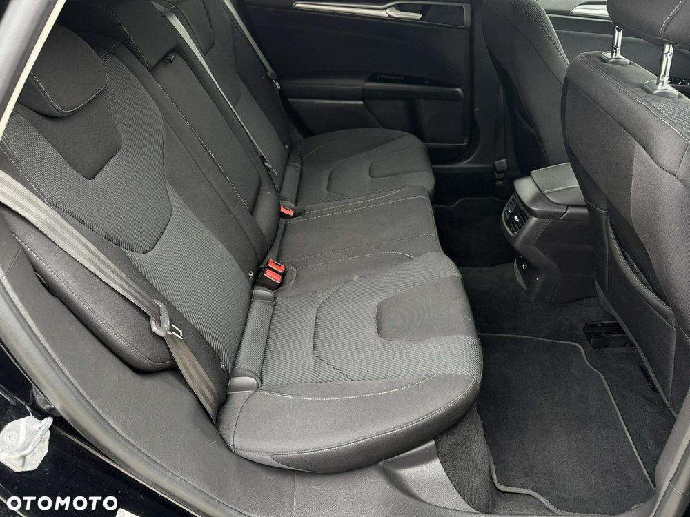 Ford Mondeo 2.0 TDCi Titanium - 21