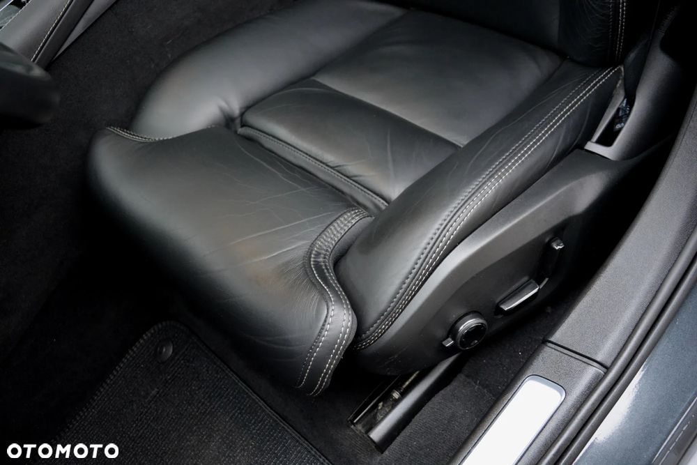 Volvo V90 Cross Country - 25