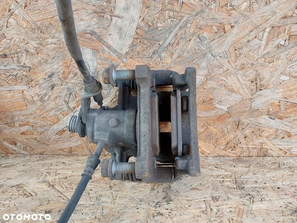 zacisk hamulcowy tylny prawy tył vw transporter t5 - 2