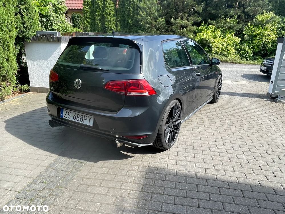 Volkswagen Golf GTI (BlueMotion Technology) - 5