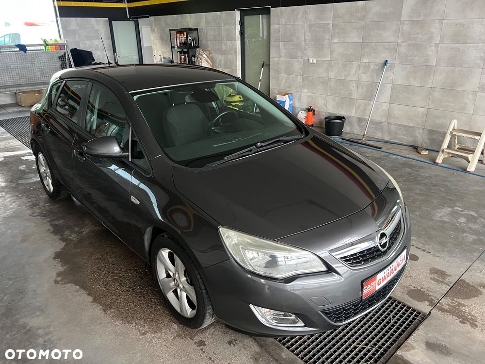Opel Astra 1.7 CDTI Cosmo - 5