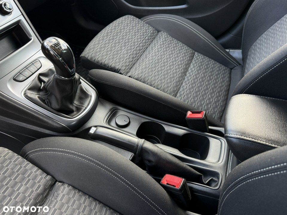 Opel Astra 1.4 Turbo Start/Stop Innovation - 24