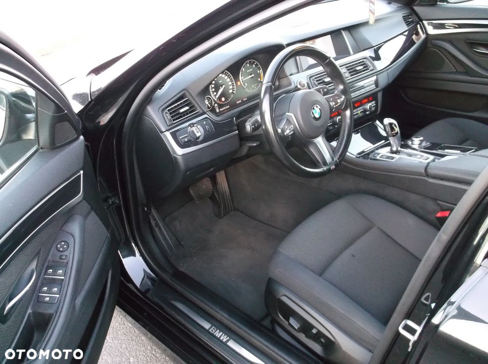BMW Seria 5 520d M Sport Edition - 7