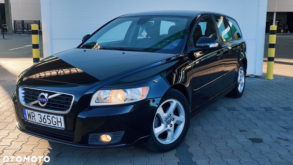 Volvo V50 - 1