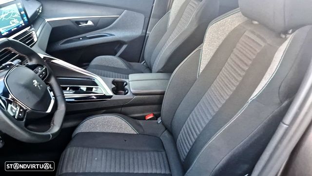 Peugeot 5008 PureTech 130 EAT8 Stop & Start Allure Pack - 6
