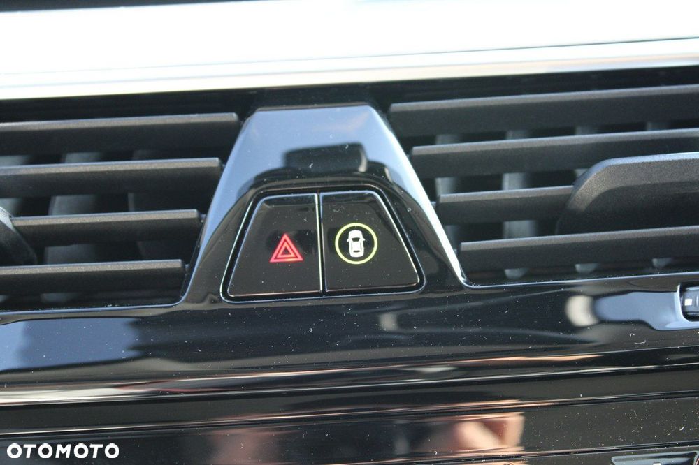 BMW Seria 5 - 34
