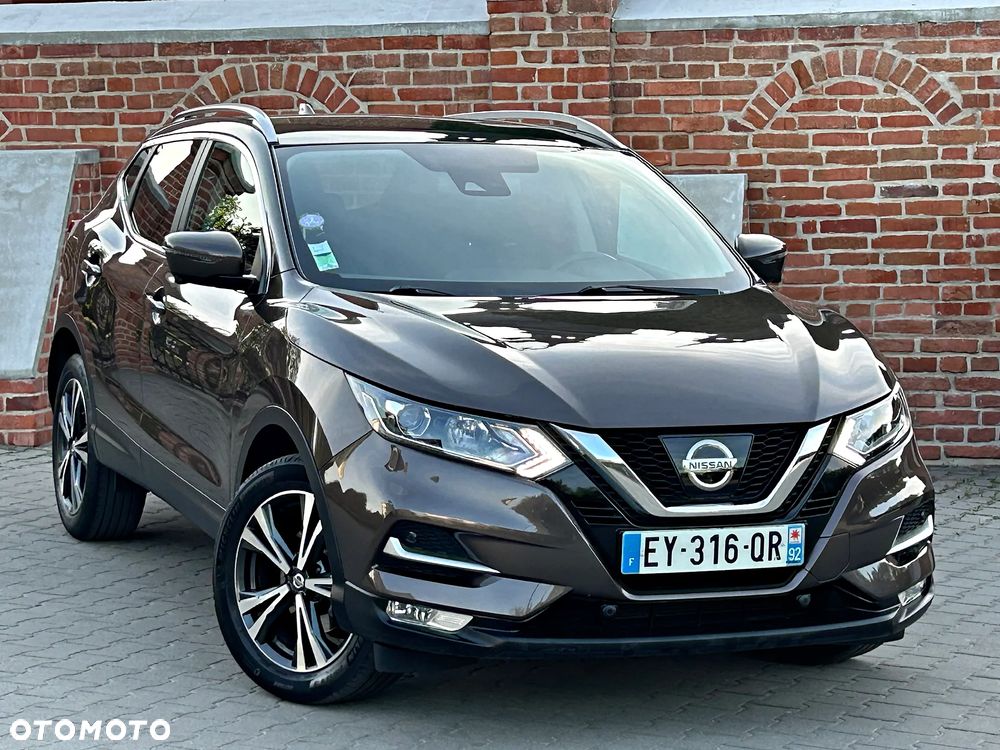 Nissan Qashqai 1.2 DIG-T 360 - 1