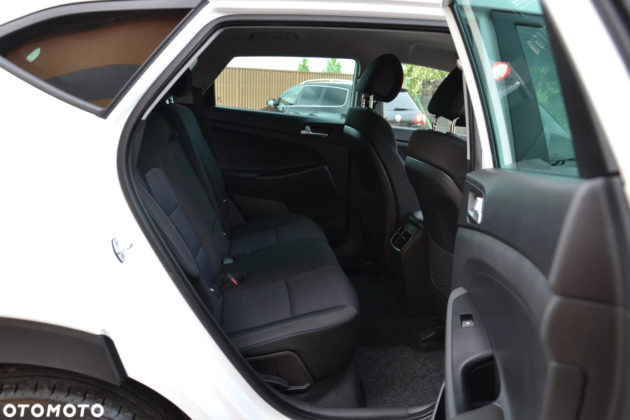 Hyundai Tucson 1.6 GDi 2WD Pure - 35