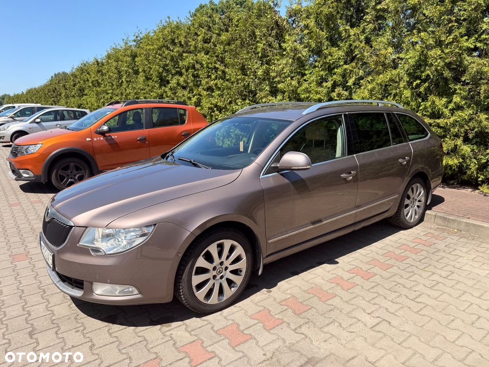 Skoda Superb 2.0 TDI 4x4 Platinum - 3