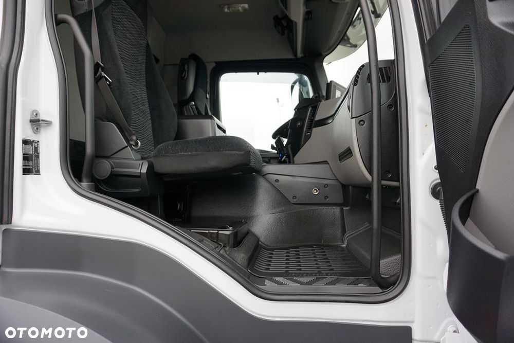 Mercedes-Benz ANTOS / 1830 / EURO 6 / CHŁODNIA + WINDA / 18 PALET - 39