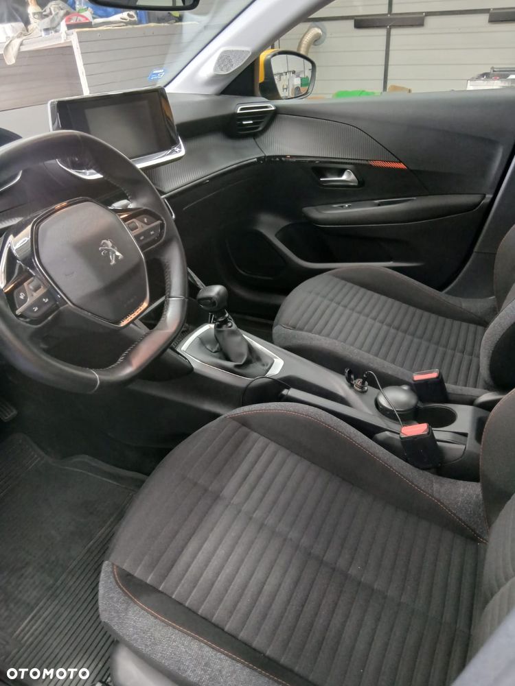 Peugeot 208 1.2 PureTech Allure Pack S&S - 12
