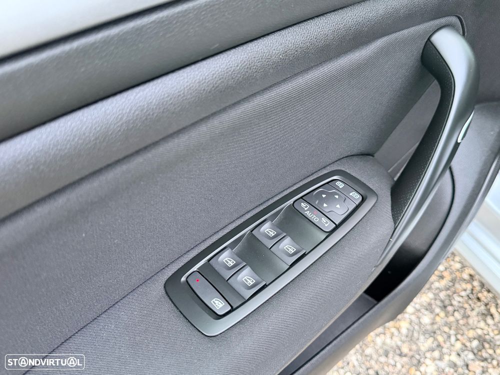 Renault Mégane Sport Tourer 1.5 Blue dCi Limited - 11