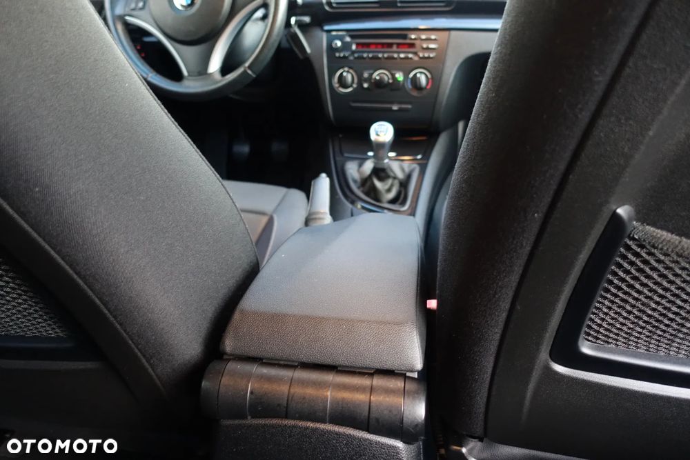 BMW Seria 1 116d - 13