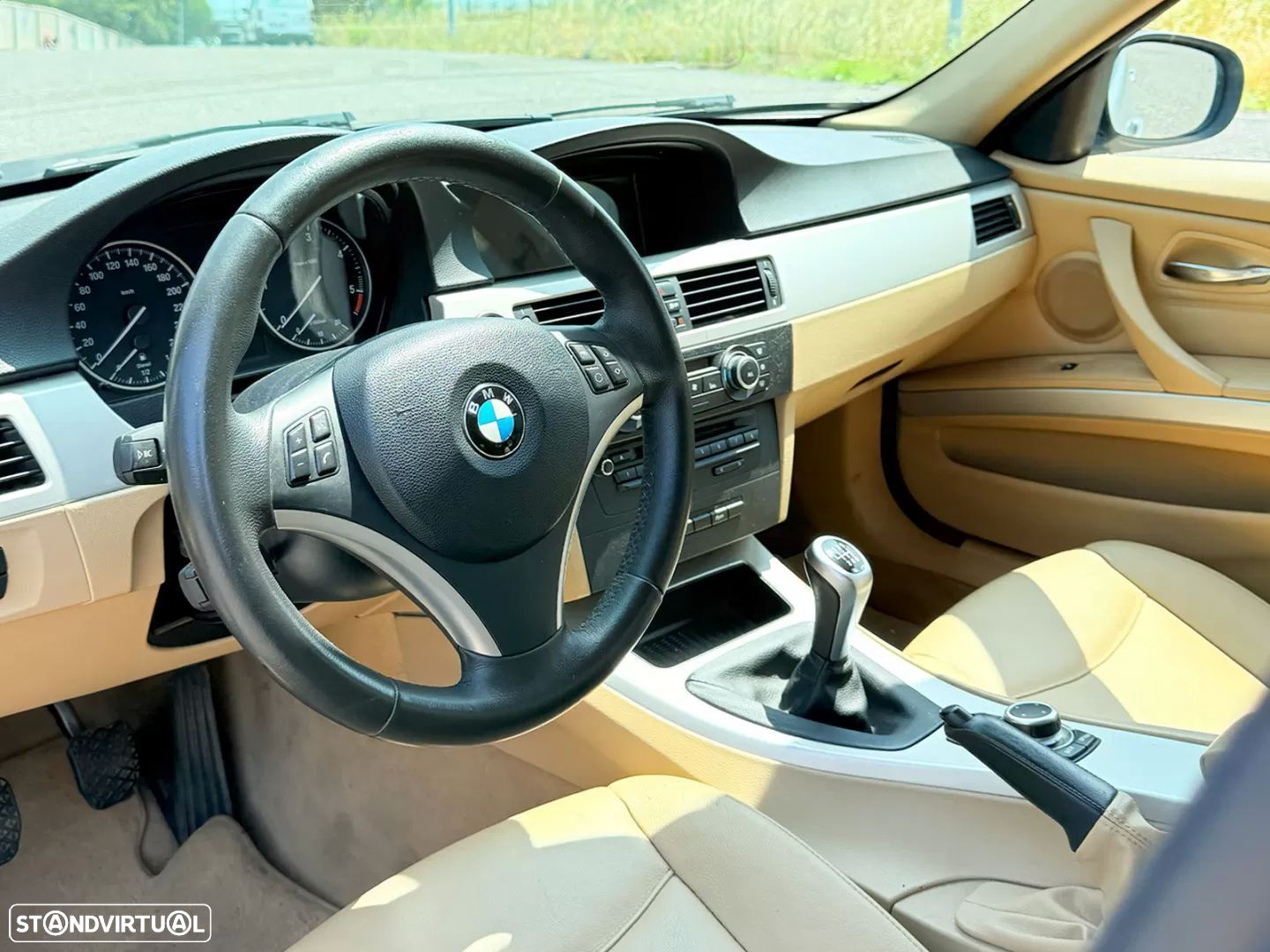 BMW 320 d Touring Navigation - 4