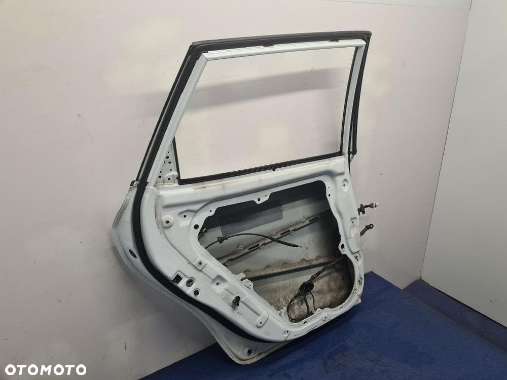 KIA CEED I KOMBI LIFT DRZWI TYŁ LEWE WD - 11