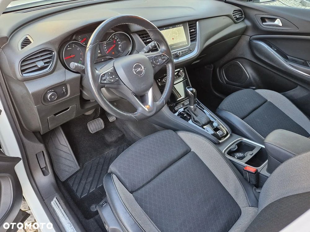 Opel Grandland X 1.2 Start/Stop Business Edition - 21