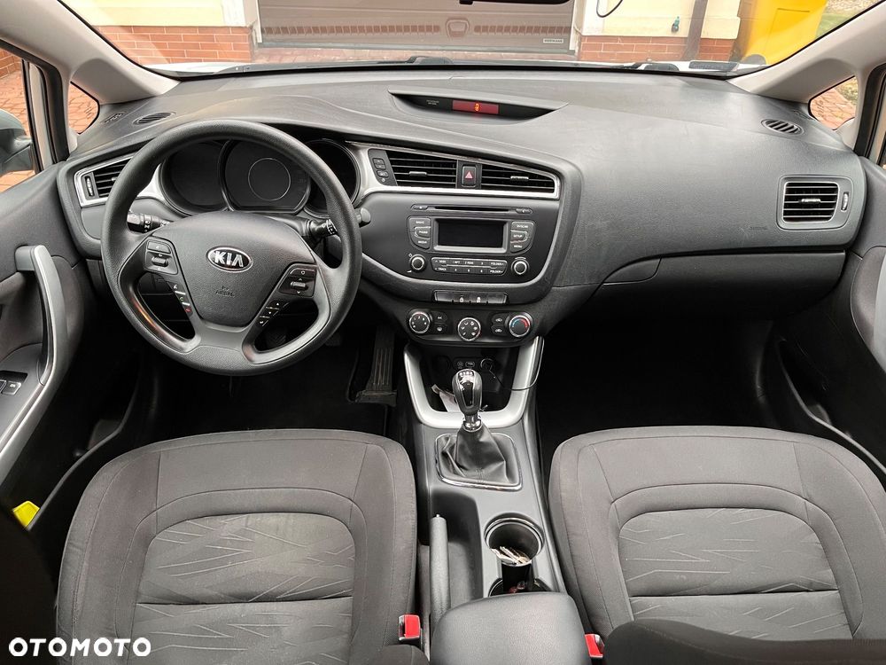 Kia Ceed 1.6 CRDi M - 9