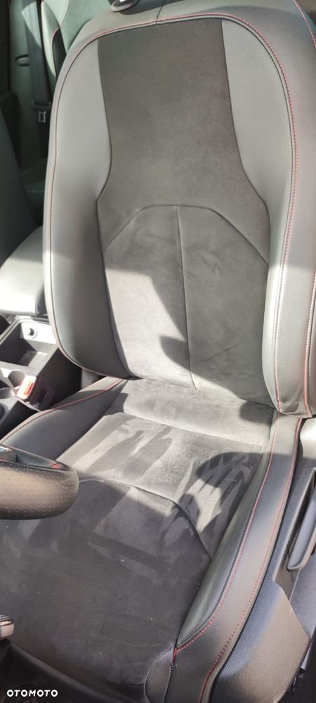 Seat Leon 2.0 TDI DPF DSG FR - 17