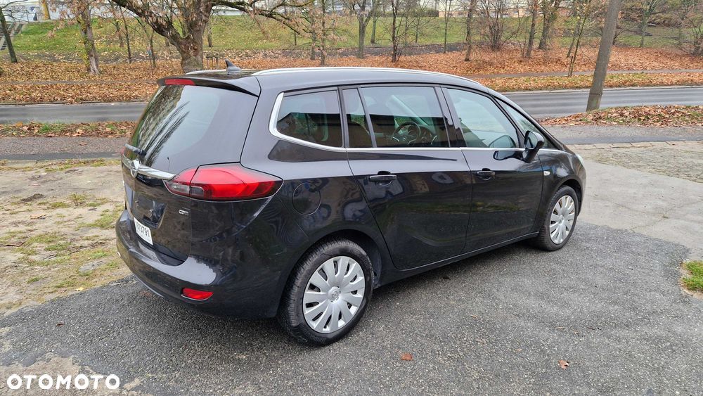 Opel Zafira - 3