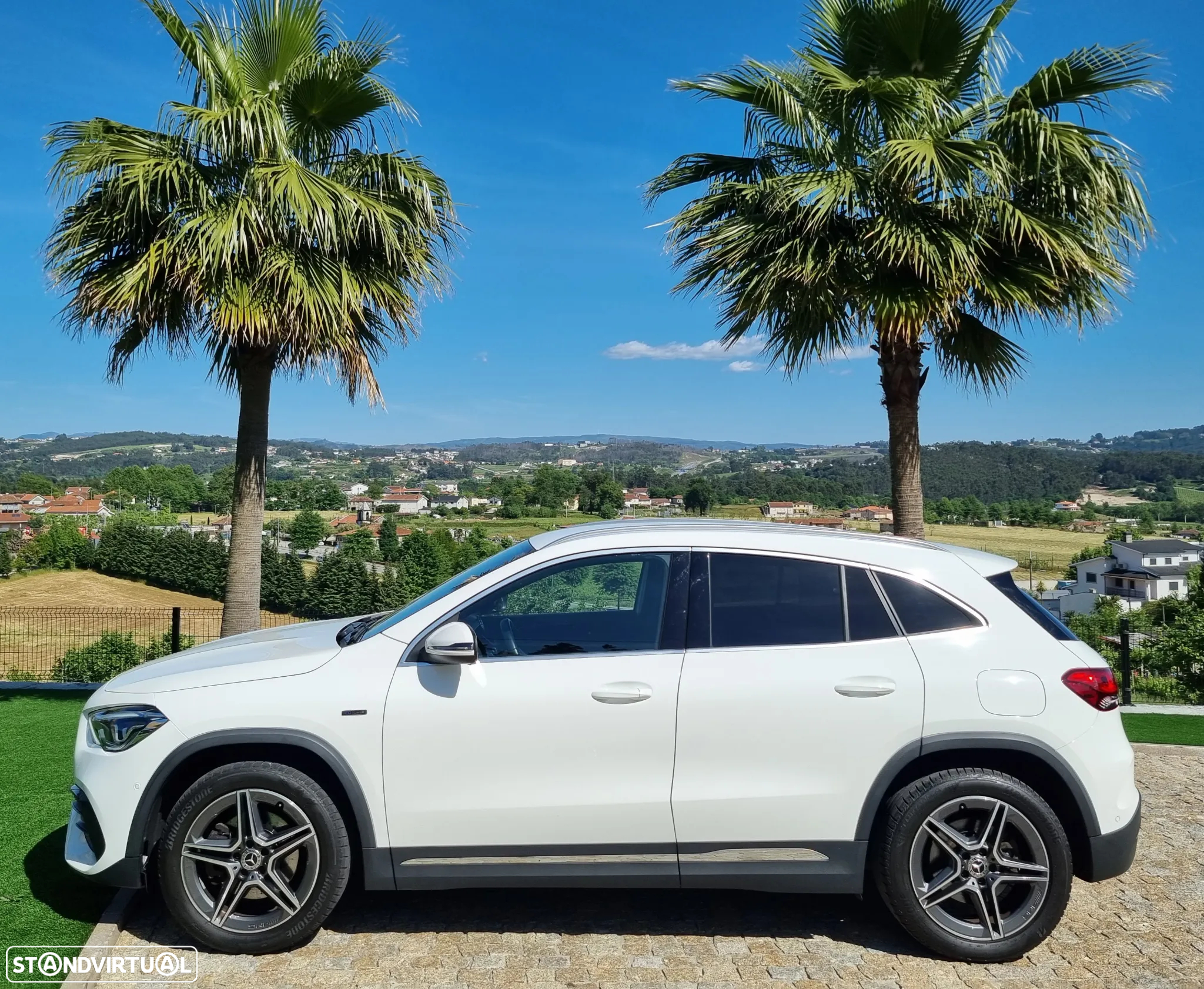 Mercedes-Benz GLA 250 e AMG Line - 9