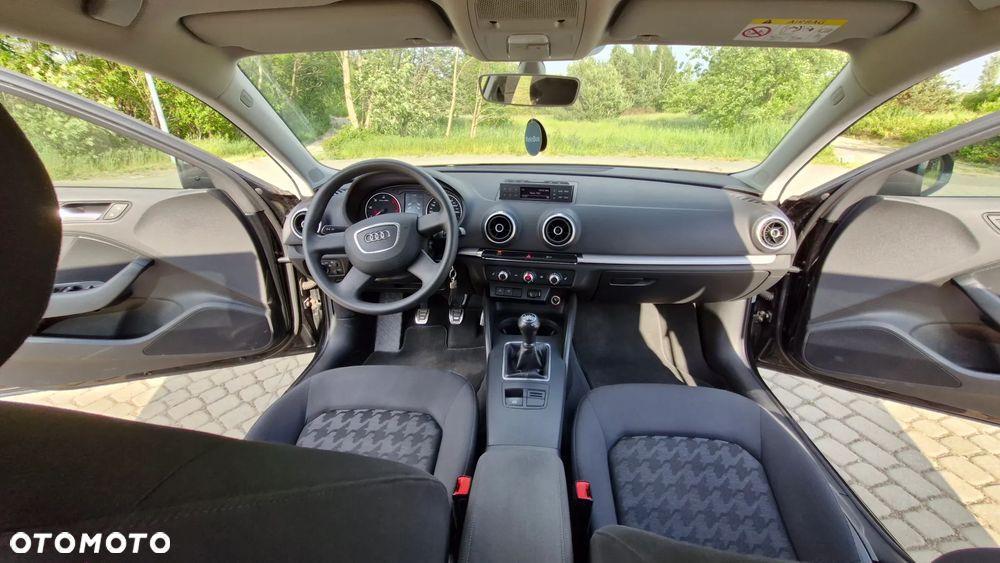 Audi A3 Sportback 2.0 TDI (clean diesel) Ambiente - 20