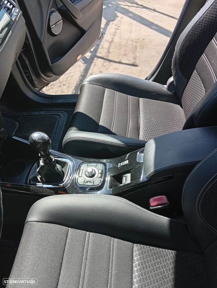 Renault Mégane 1.5 dCi Bose Edition - 7