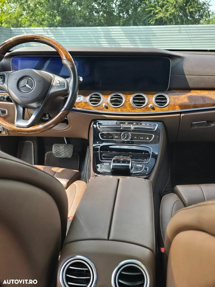 Mercedes-Benz E 220 d Aut. - 12