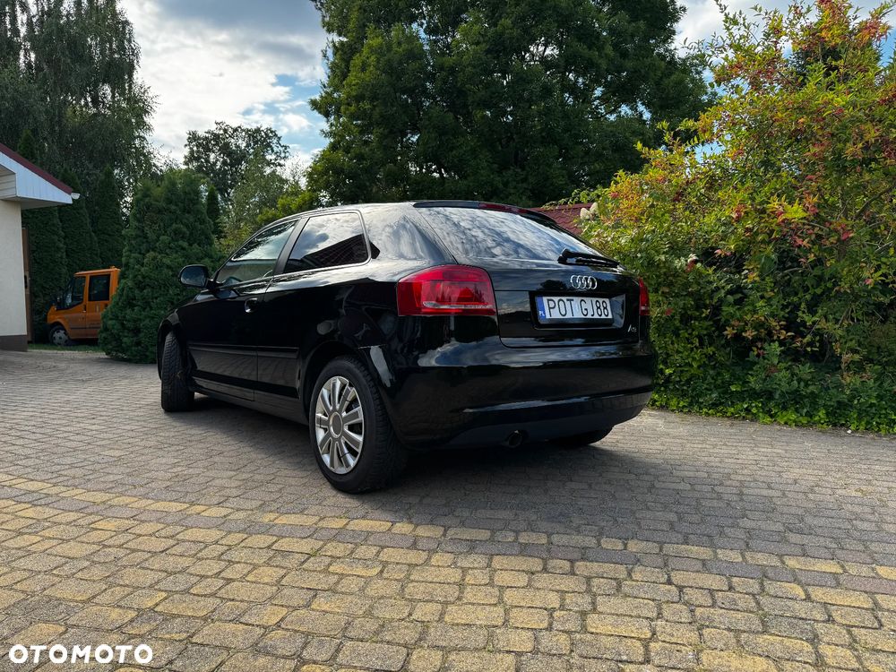Audi A3 ver-1-6-tdi-attraction - 4