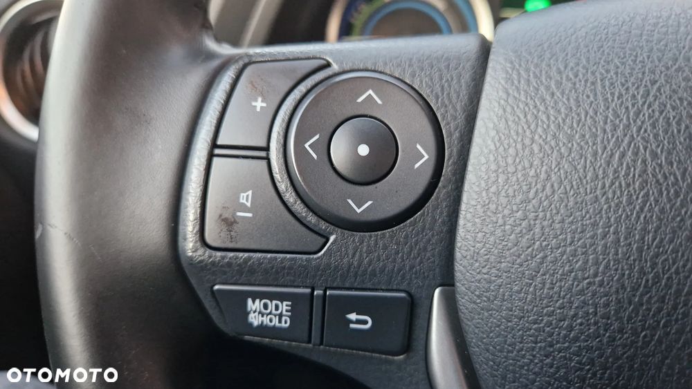 Toyota Auris 1.8 HSD Luna - 25