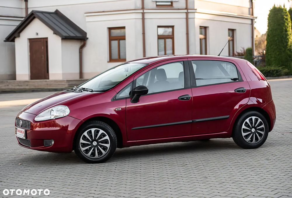 Fiat Punto - 16