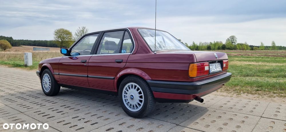 BMW Seria 3 - 16