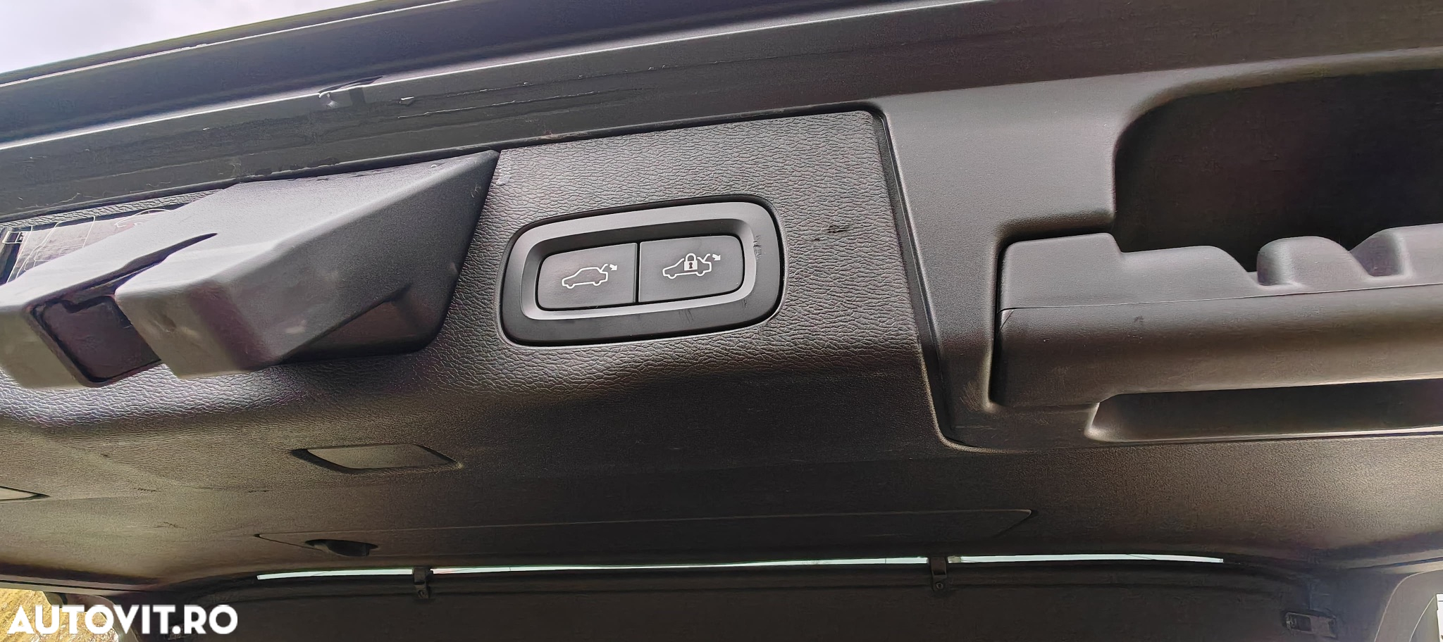 Volvo XC 60 T8 Twin Engine AWD Momentum - 13
