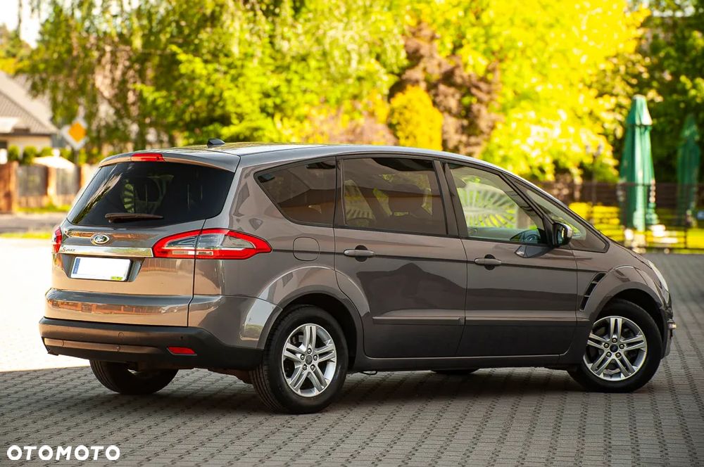 Ford S-Max 2.0 TDCi DPF Ambiente - 15