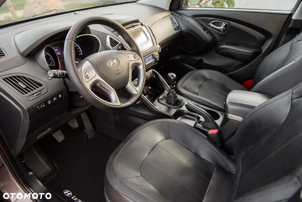Hyundai ix35 2.0 CRDi 4WD Premium - 27