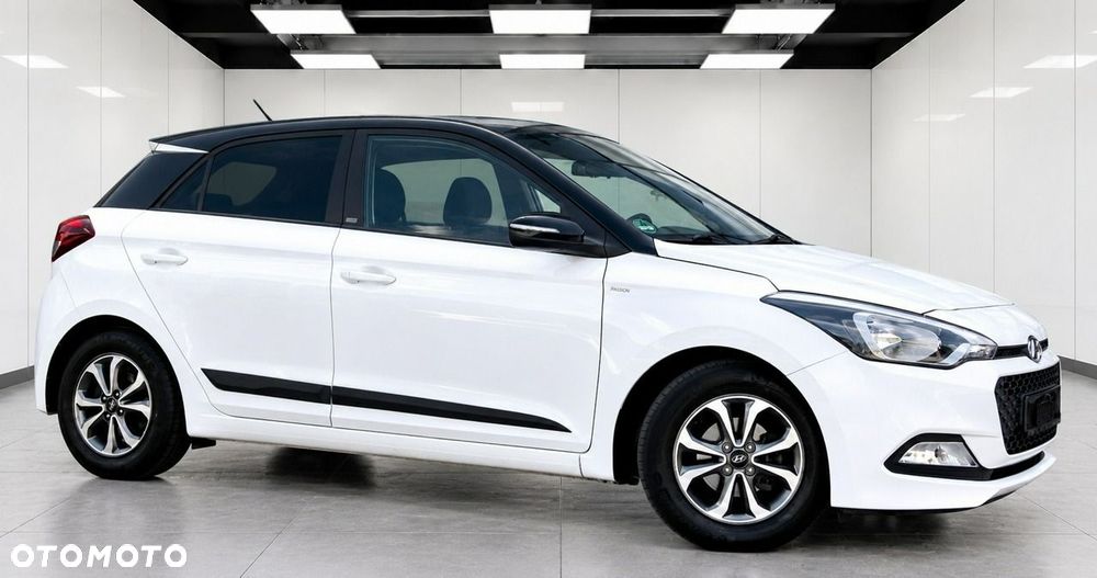 Hyundai i20 1.2 Passion Plus - 24