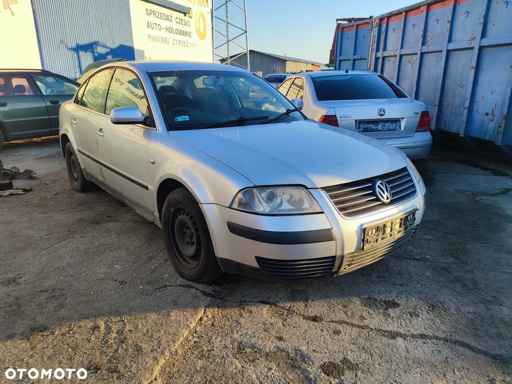 VW passat B5 FL lift sedan silnik 1.9 TDI AVB skrzynia GFL lakier LA7W na części - 2