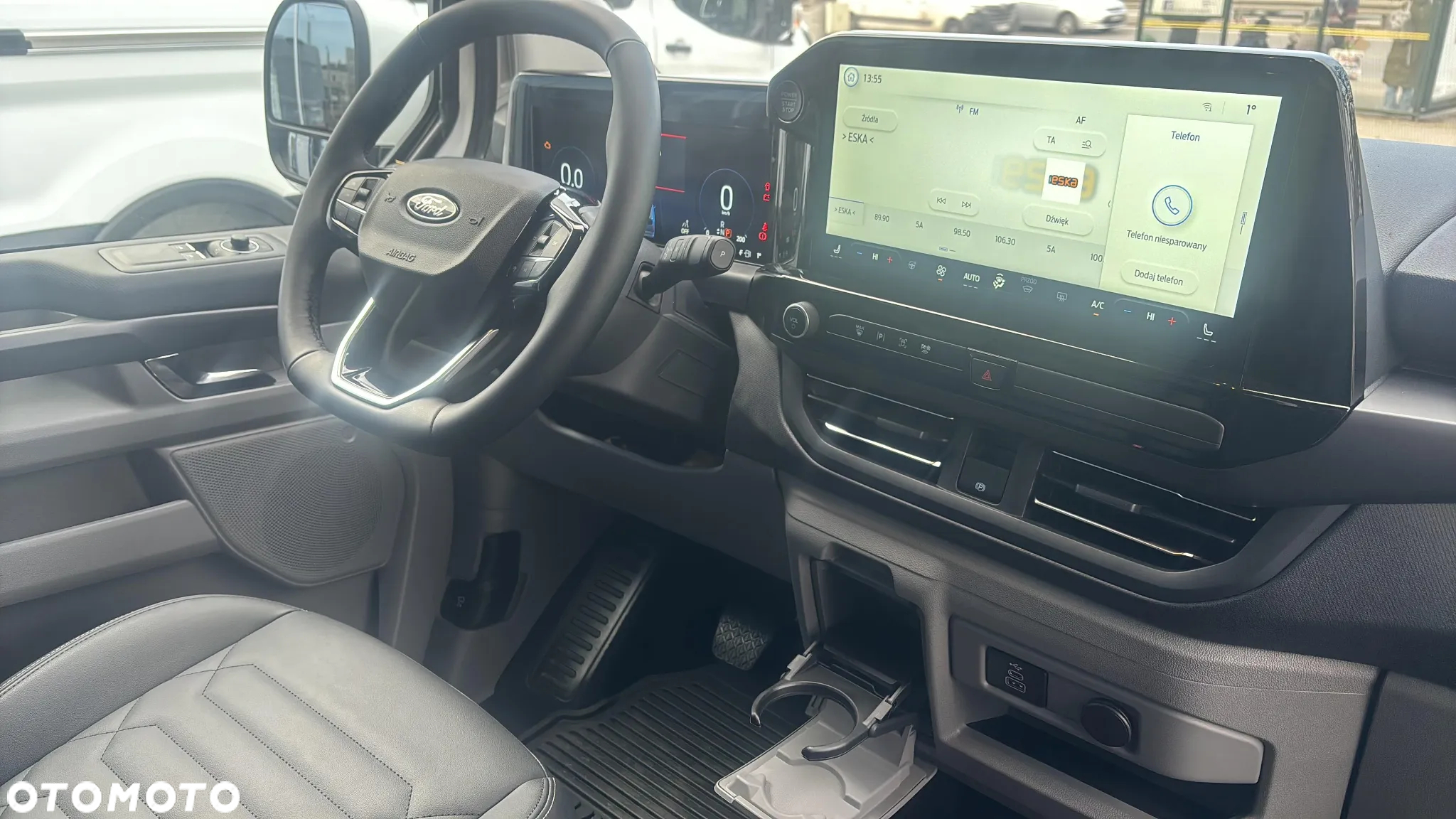 Ford Tourneo Custom 2.0 EcoBlue 320 L2 Titanium - 24