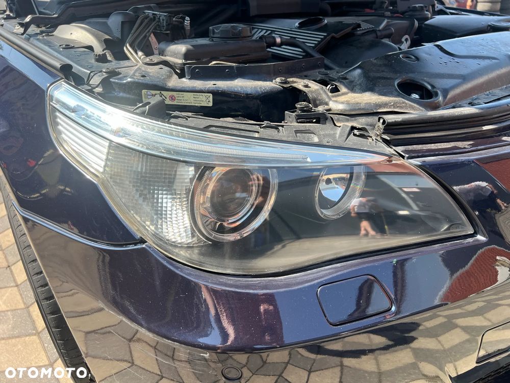 BMW E60 LAMPY XENONOWE SKRĘTNE - 1