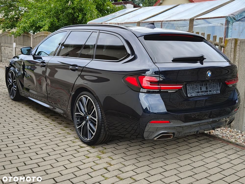 BMW Seria 5 540i xDrive M Sport Edition - 17